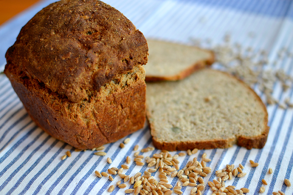 German mixed grain and seed bread